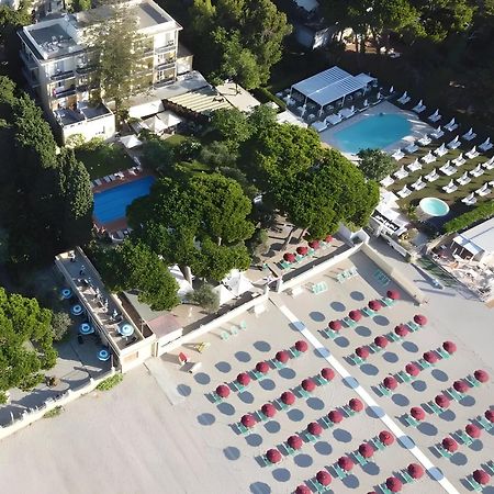 דיאנו מרינה Hotel Eden Park מראה חיצוני תמונה