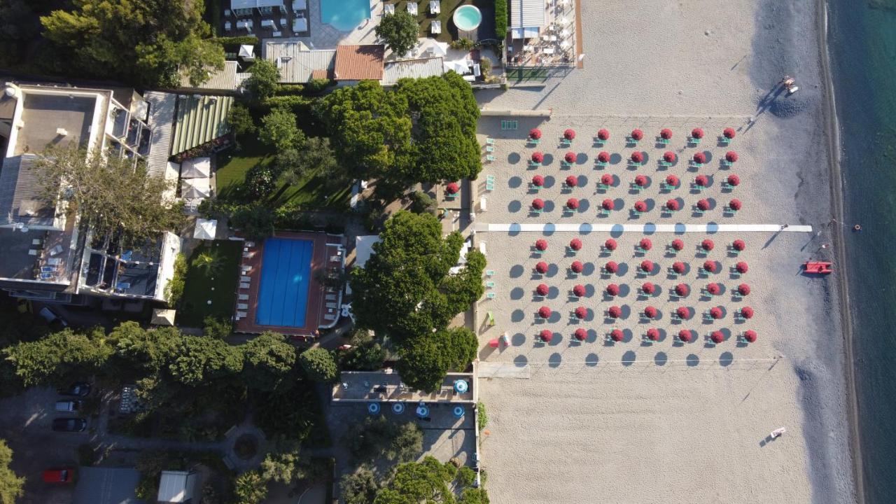 דיאנו מרינה Hotel Eden Park מראה חיצוני תמונה