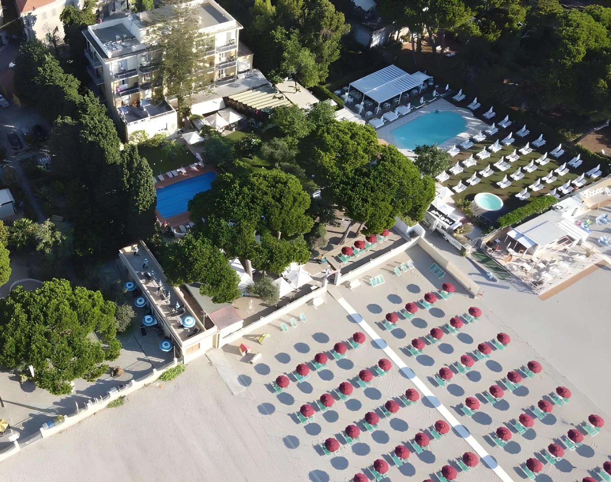 דיאנו מרינה Hotel Eden Park מראה חיצוני תמונה